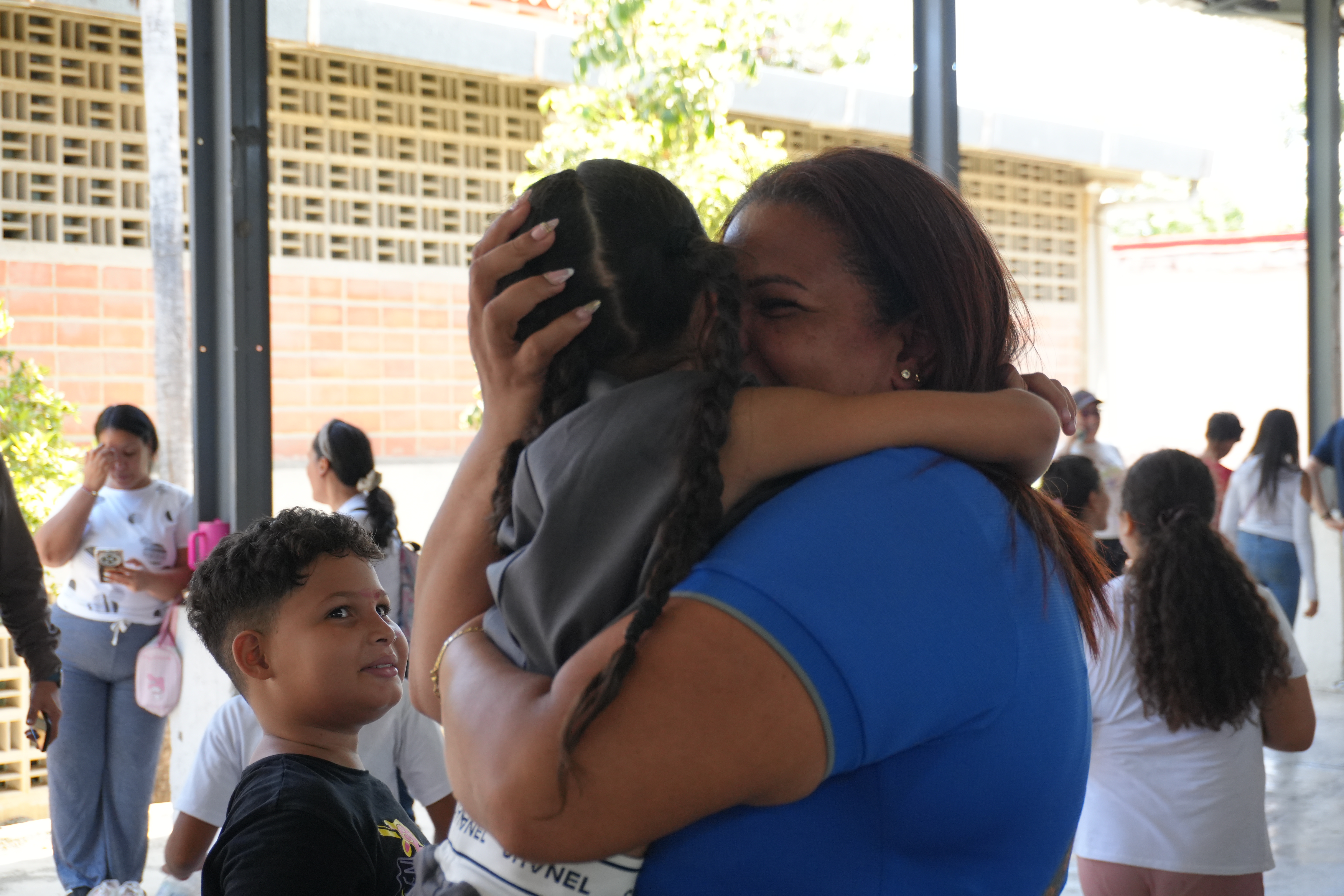 Sacudir el polvo de las ruinas: la historia de dignidad, solidaridad y reconstrucción tras los sismos en Venezuela