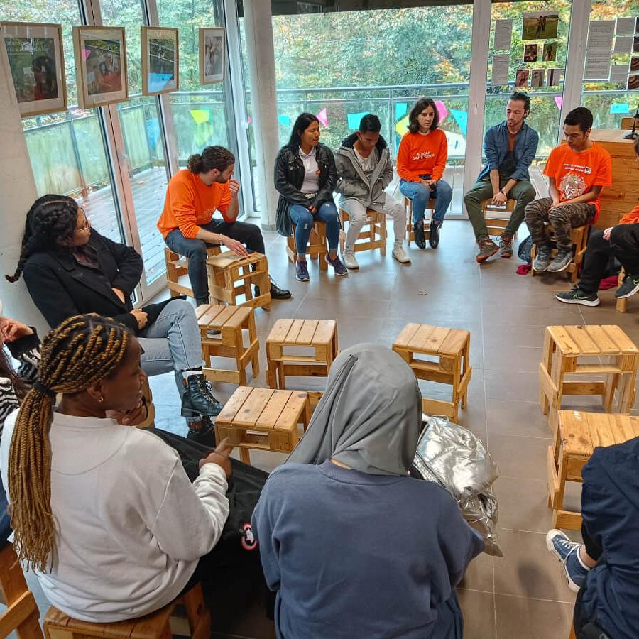 We raise awareness with new narratives and transformative communication