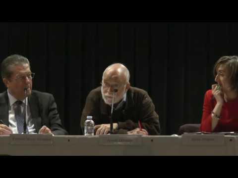 Embedded thumbnail for Más allá de las fronteras. Conferencia de Arcadi Oliveres. Bilbao, mayo 2016 